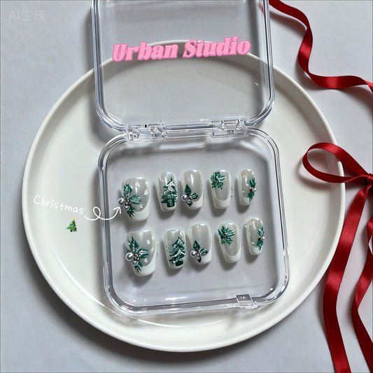 Snowy Evergreen Christmas Set
